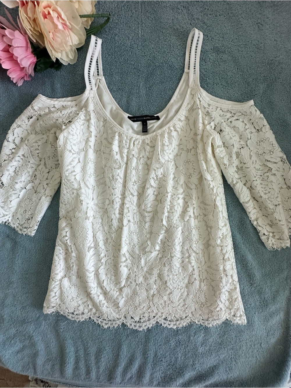 White House Black Market NWOT White Lace Cold-Shoulder Blouse